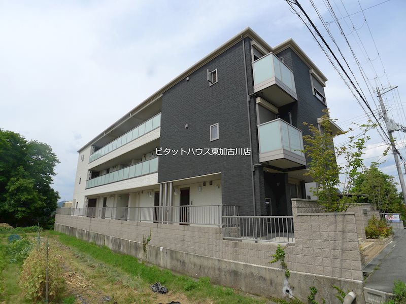 アスカプレミアム 外観写真