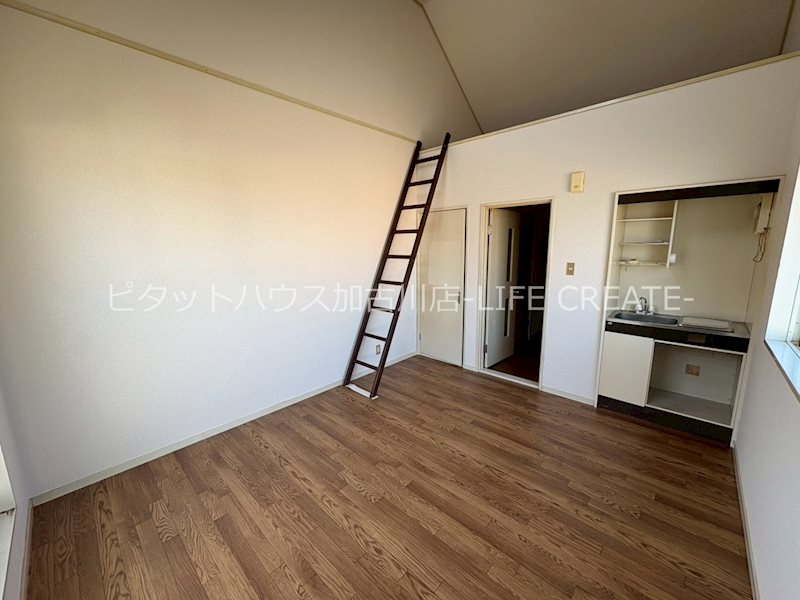 ラポール中津 リビング