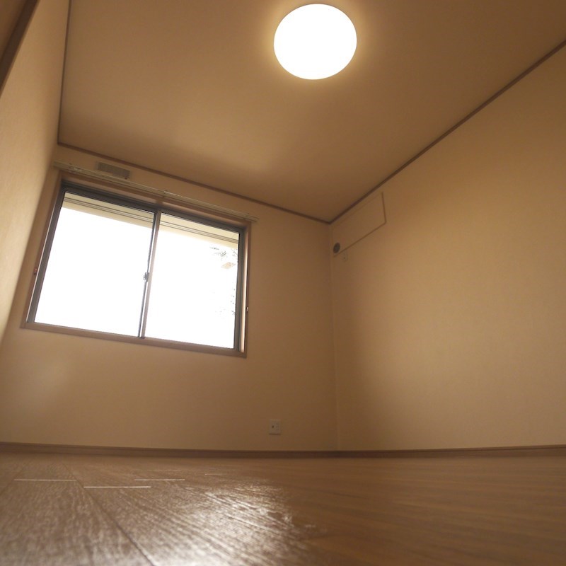 アプリコットガーデン ベッドルーム