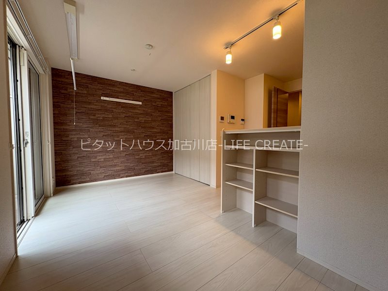 メゾン　ソレイユ リビング