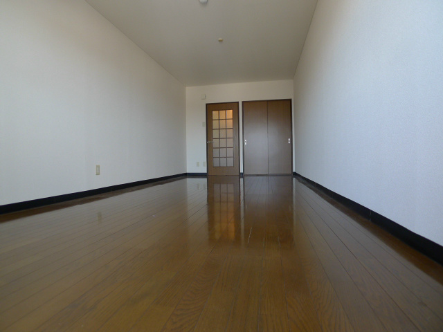 ハイトホームII リビング