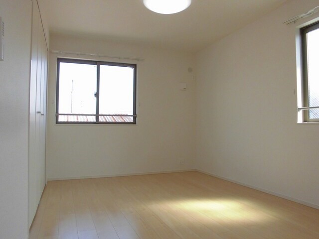 クローバー上本町 ベッドルーム