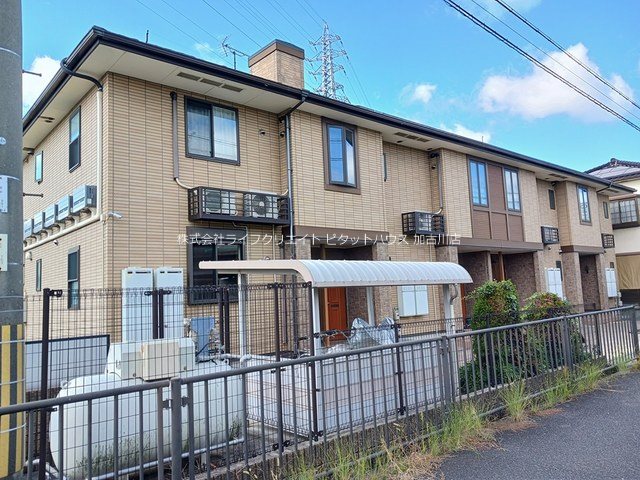 幹線道路にも出やすい立地です