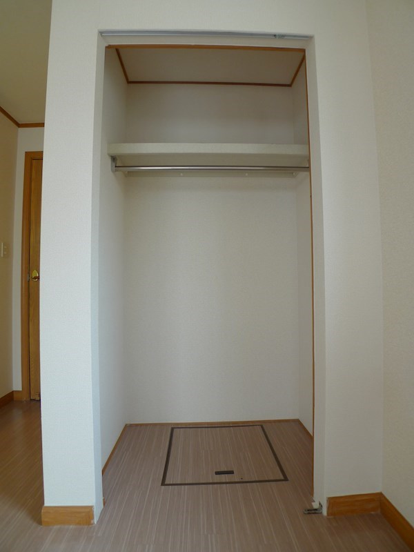 ヴェルドミール・エストゥディオ その他3