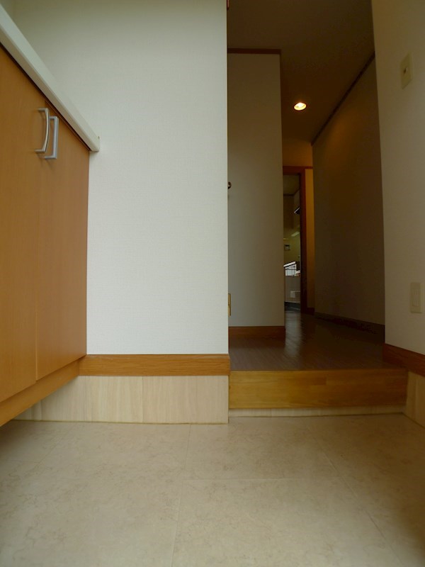 ヴェルドミール・エストゥディオ 玄関