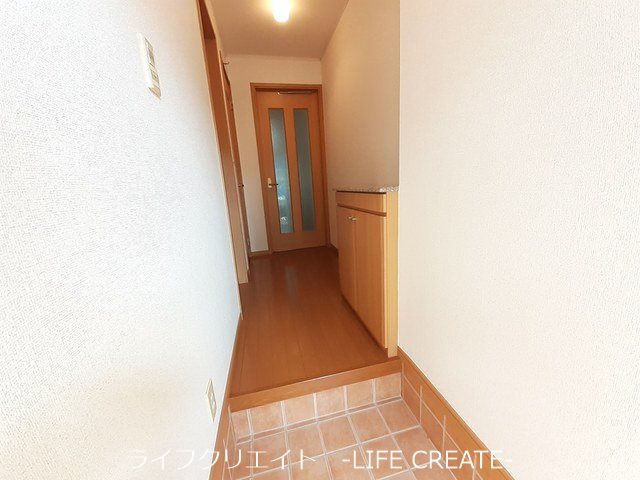 ヴィラ・セレーノ 玄関