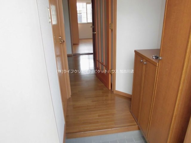 ヴァンヴェールＡ 玄関