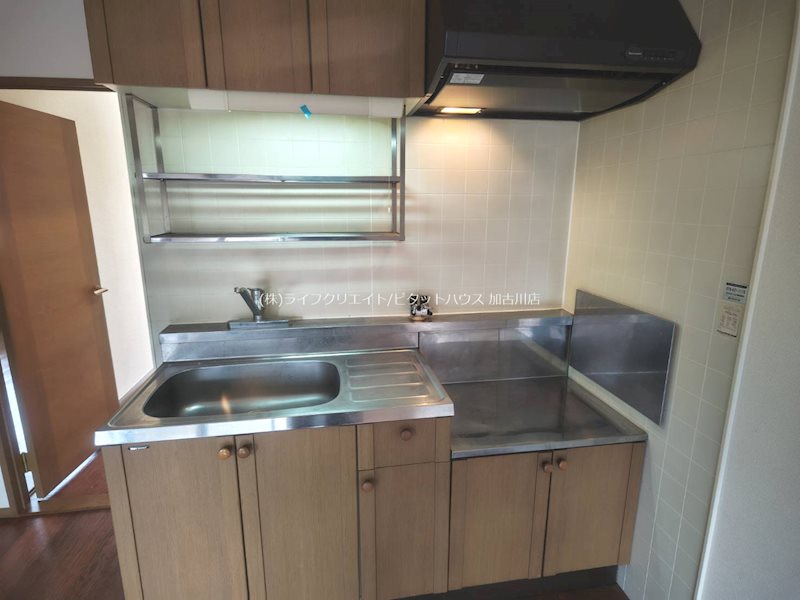 ウィスタリアK キッチン