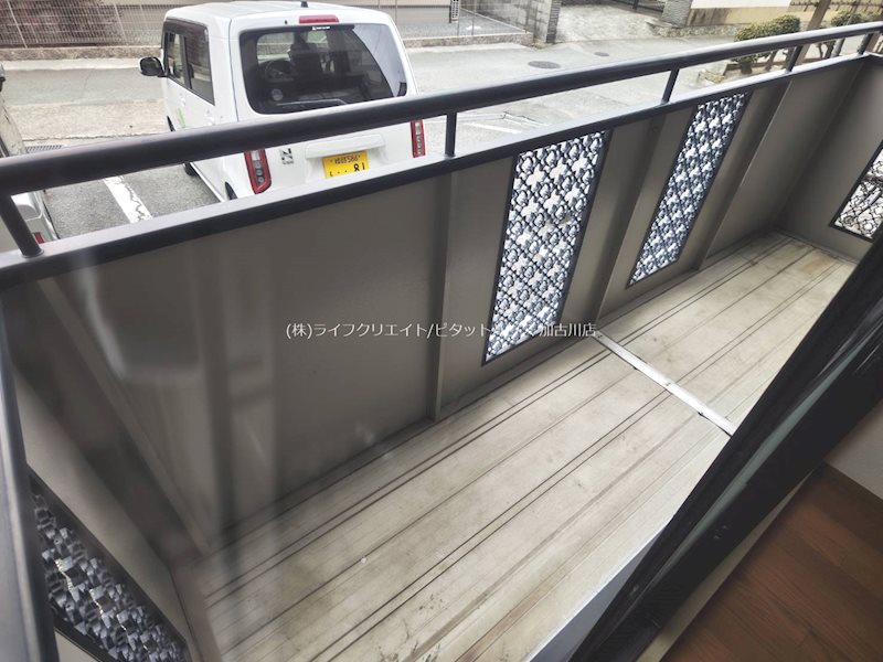 ウィスタリアK ベランダ