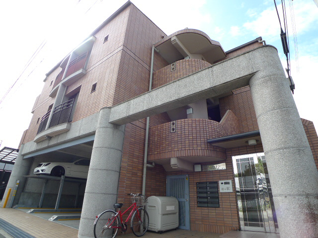 プレシャス新在家 201号室 外観