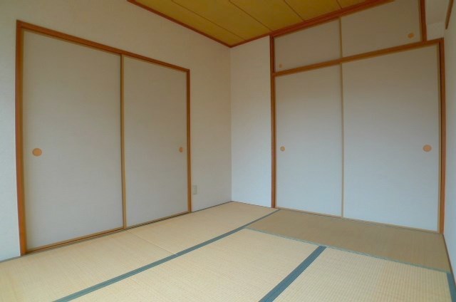 プレシャス新在家 ベッドルーム