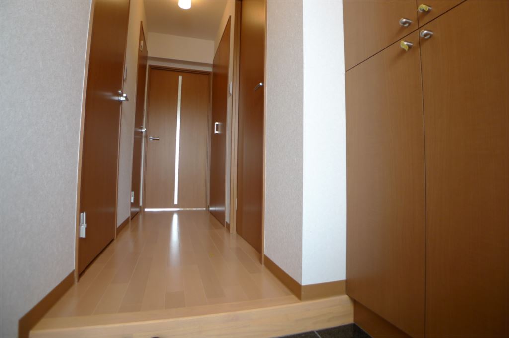 メゾン北町 玄関