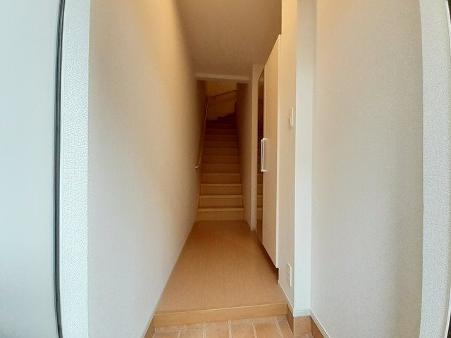 フルール ドゥ スリジェ・エー 玄関