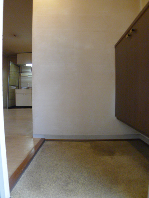 ファミールみやび 玄関