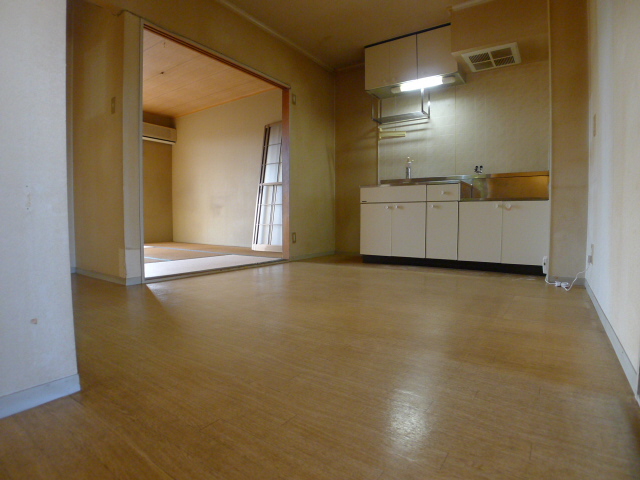 ファミールみやび リビング