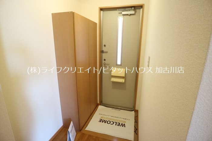 フォレスタ森本V 玄関