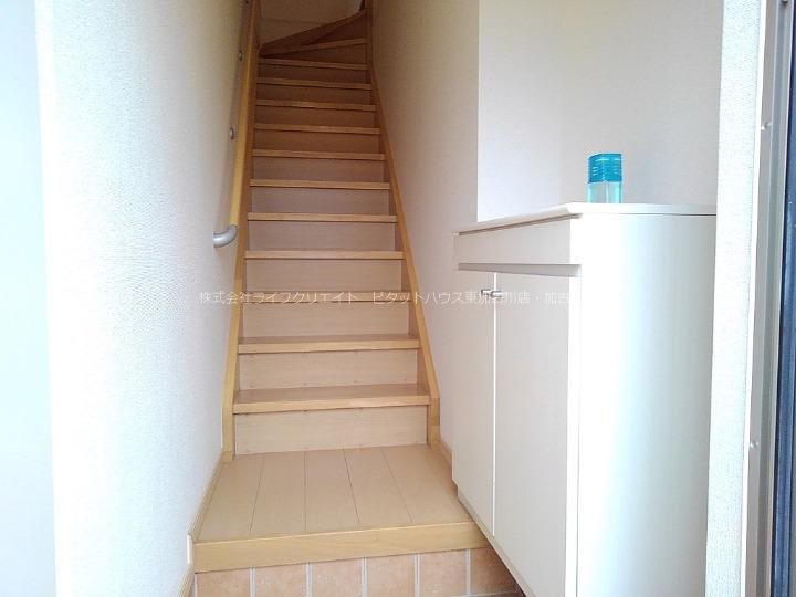 スール　サントゥアーリオ 玄関