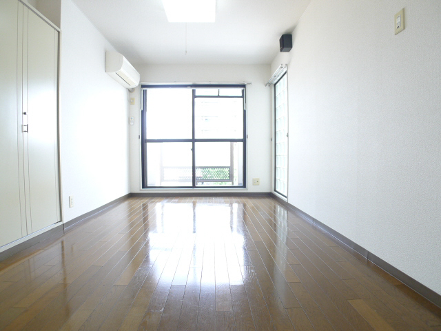 ジュネス新在家 ベッドルーム