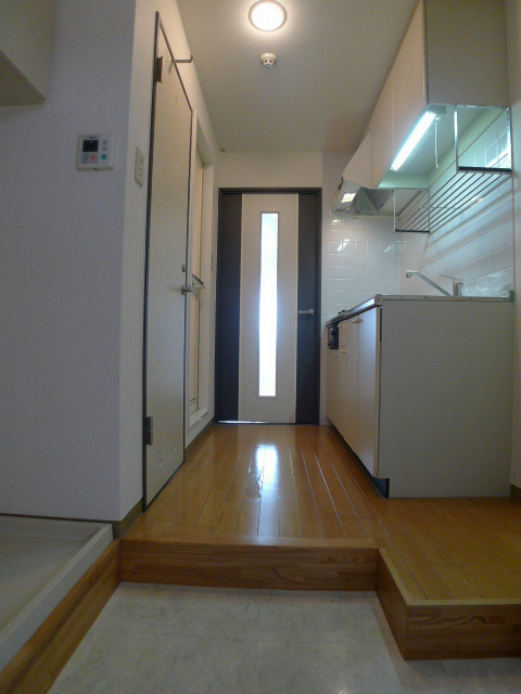 サンロード・スクエア・ショウワ 玄関