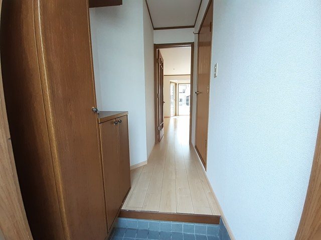 ヴァンヴェールＢ 玄関