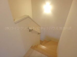 アヴェニーレ西井ノ口 玄関