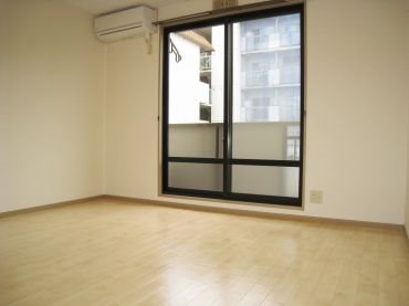 エクレール リビング