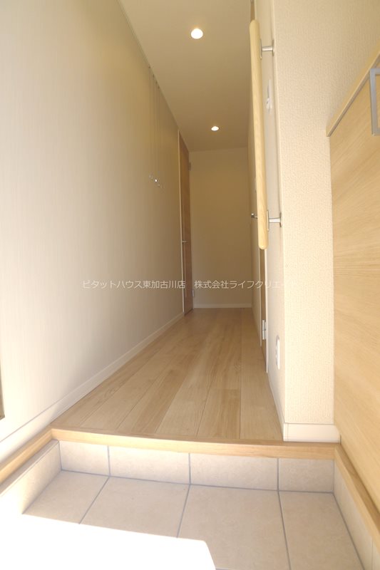 メゾン松の上 玄関