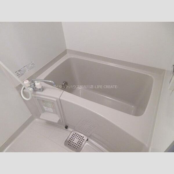 ウェルヴィラ 風呂画像