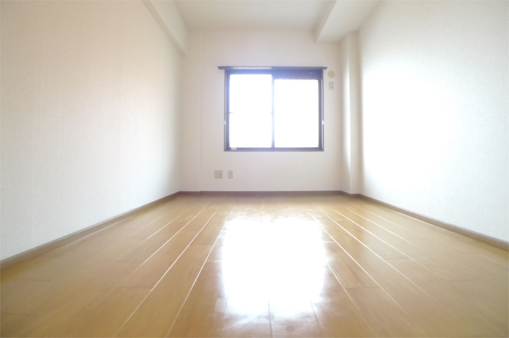 ラフィーネ弐番館 ベッドルーム