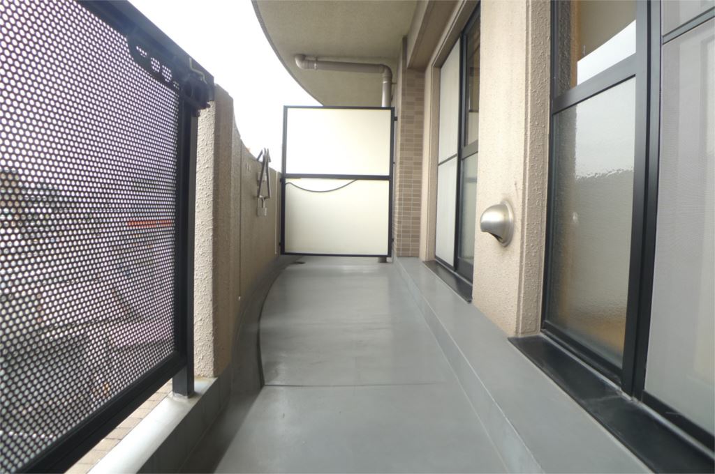 ラフィーネ弐番館 ベランダ