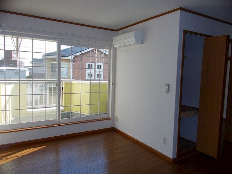 アヴニール リビング