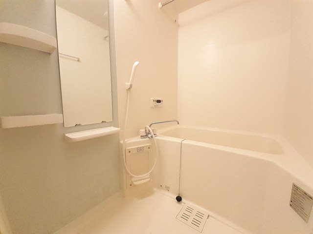 メイリーパエーゼ 風呂画像