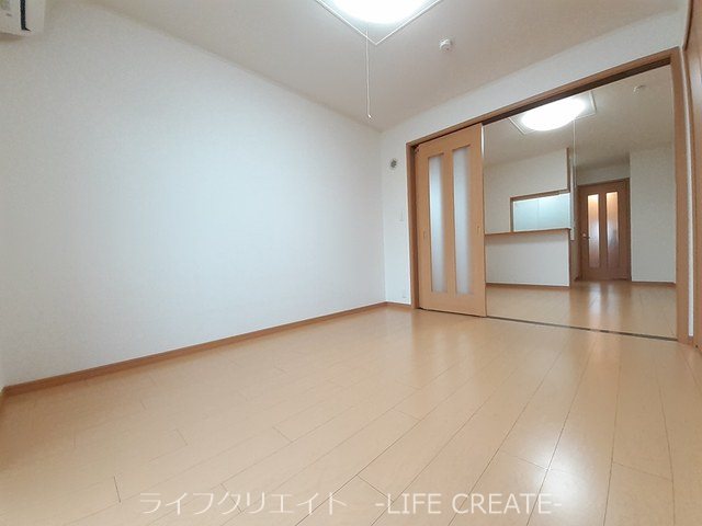 メイリーパエーゼ ベッドルーム