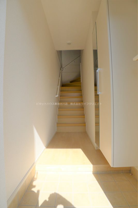 レオーネB 玄関