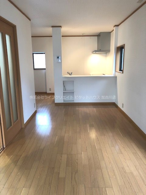 西神吉町岸貸家 リビング