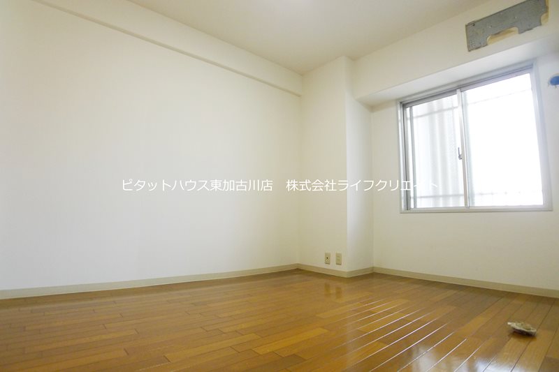 ハイツ東加古川 ベッドルーム