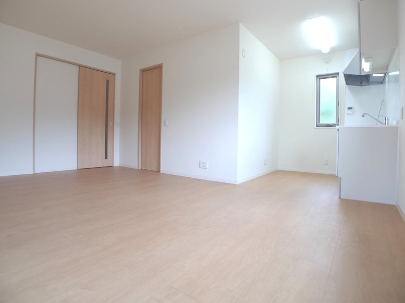 シャーメゾン曽根駅前 リビング