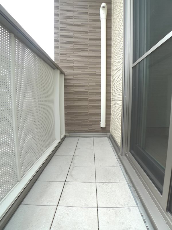 シャーメゾン曽根駅前 ベランダ