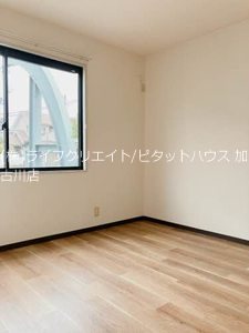 ヴィラ・シャンピニョンⅡF ベッドルーム