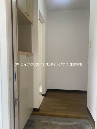 中津ハイツ 玄関