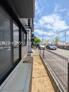 フォーレスタカオカ ベランダ