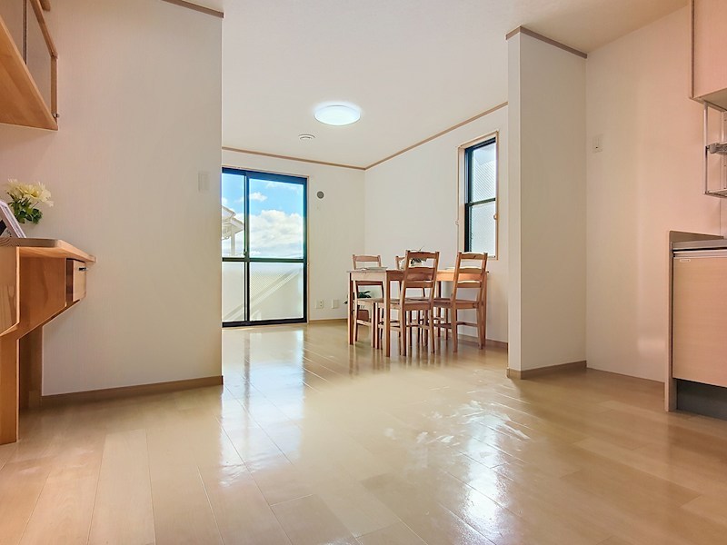 ハイツコンフォートＫ　Ａ棟 リビング