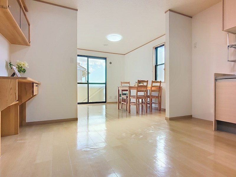 ハイツコンフォートＫ　Ａ棟 リビング