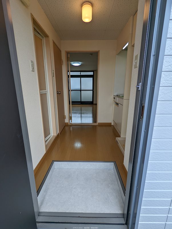 ソレーユⅡ 玄関