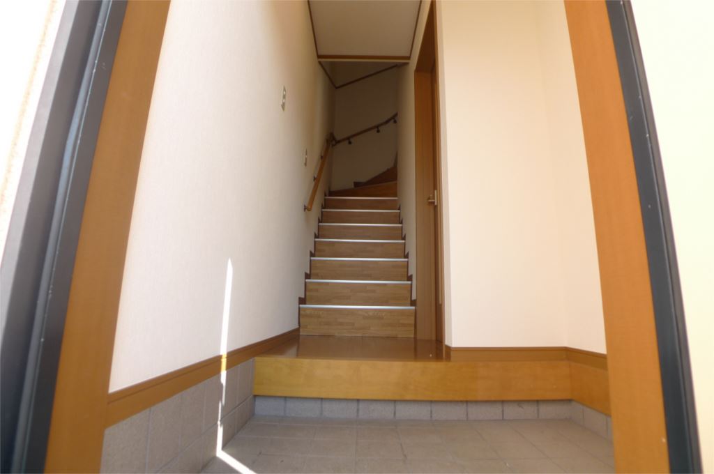 コートマンダリヌ 玄関