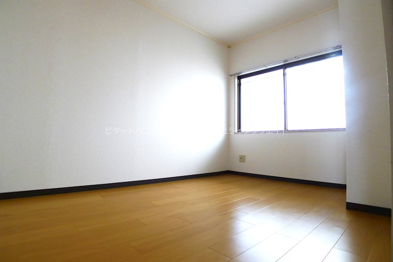 ローゲンハイツ ベッドルーム