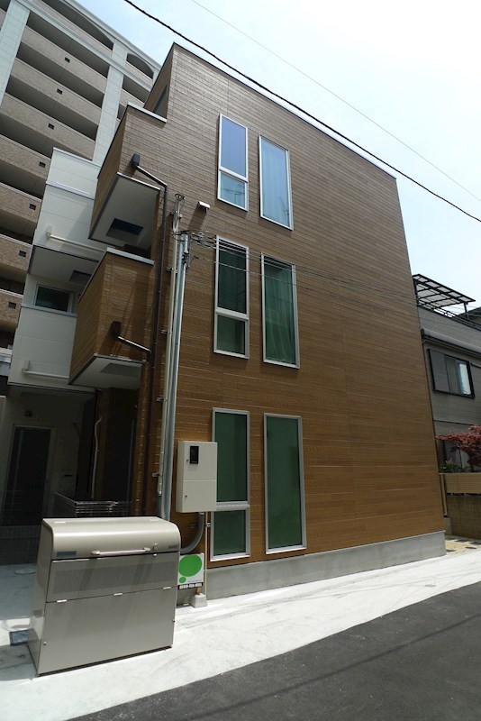 フィオーレ加古川 201号室 外観