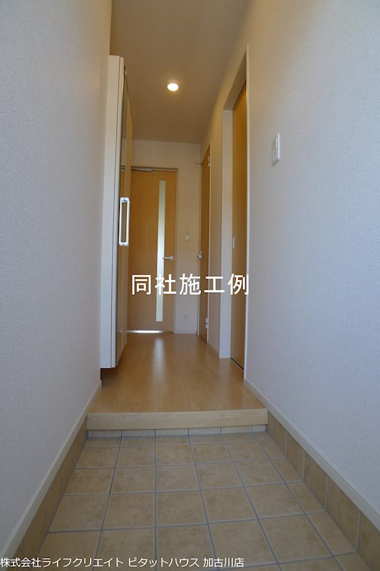 エステート　王子 玄関