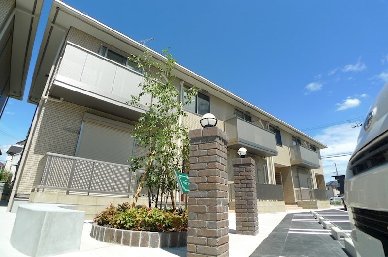 ディアコート小町条 105号室 外観