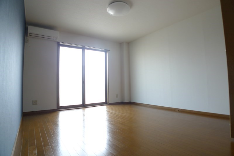 メゾンKAGURA ベッドルーム